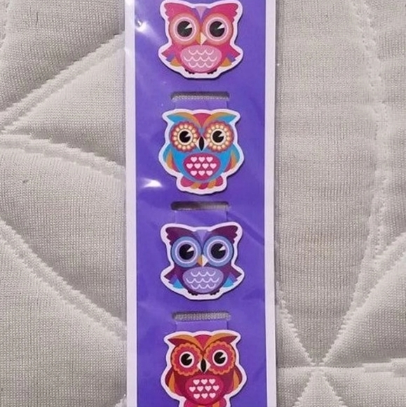 Barnes & Noble Owl Clips - Picture 1 of 2